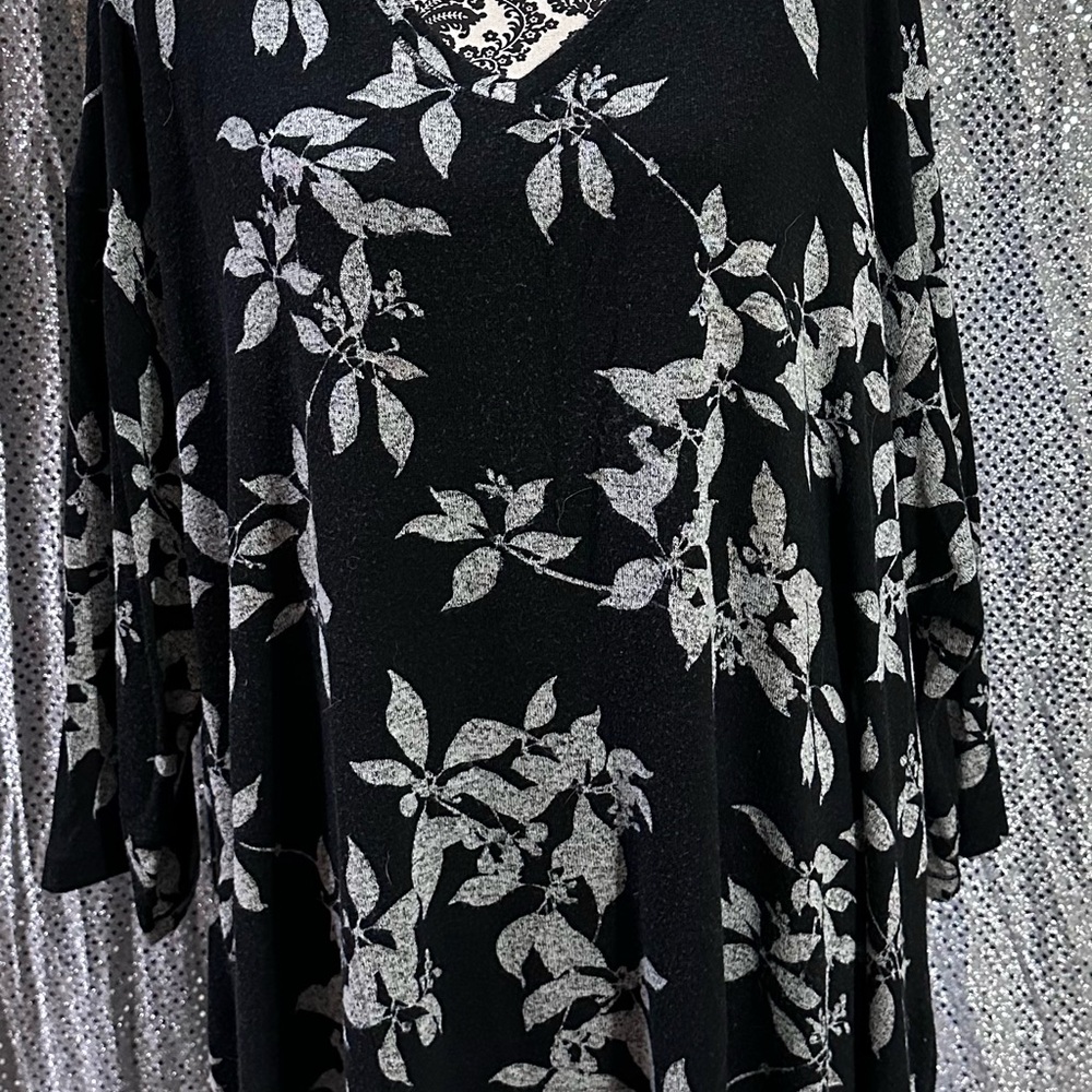 Lane Bryant Black and Gray Leaf Print Blouse